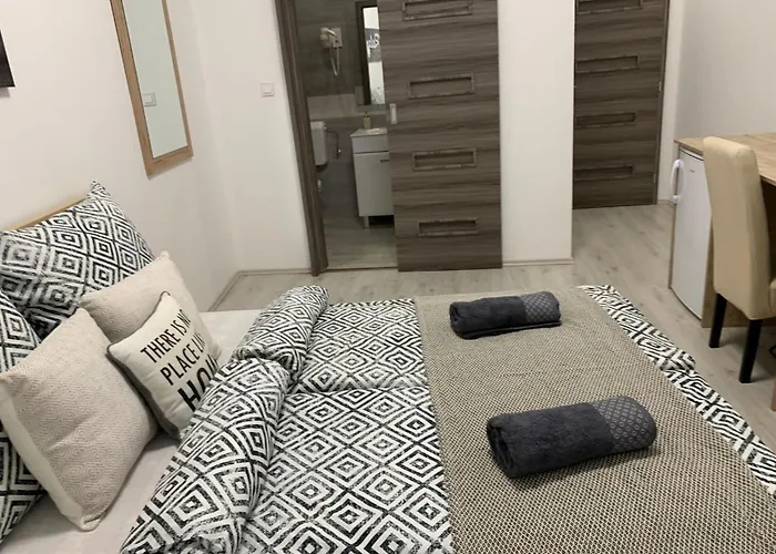 Lägenhetshotell Varoshaz-teri 3*